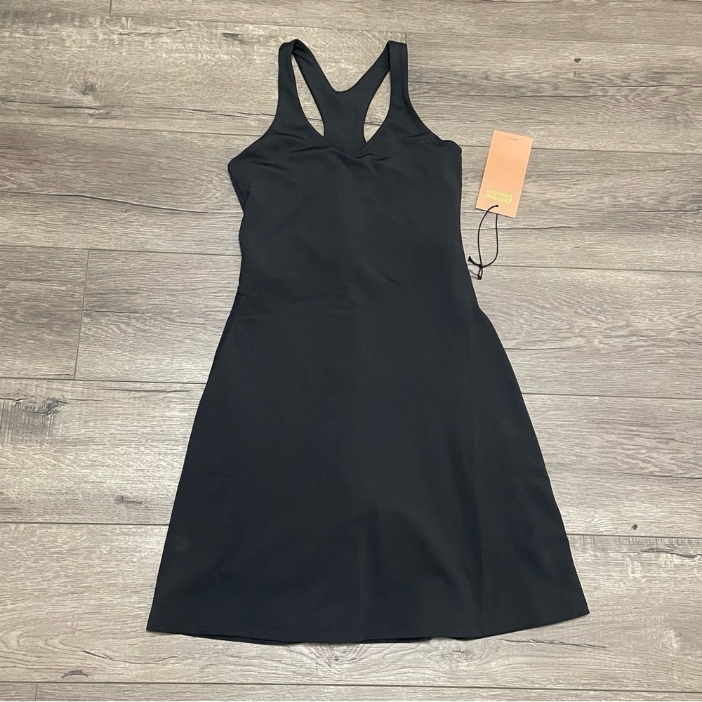 Girlfriend Collective Womens Lola V-Neck Sport Dress Tennis Mini Black Sz XS NWT - Picture 2 of 8